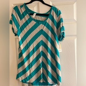 LuLaRoe Classic T